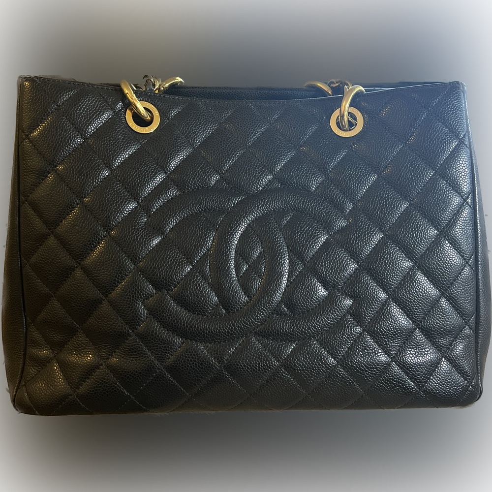 Chanel Black Quilted Caviar CC Grand Shopping Tote GHW